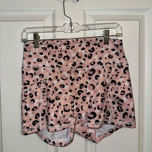 Wild South pink cheetah 2inch short w/ side pockets